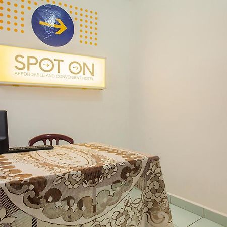 Spot On 2824 Hotel Permata Tongging Buitenkant foto