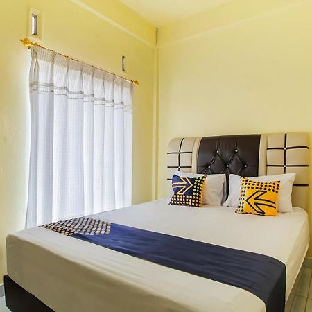 Spot On 2824 Hotel Permata Tongging Buitenkant foto