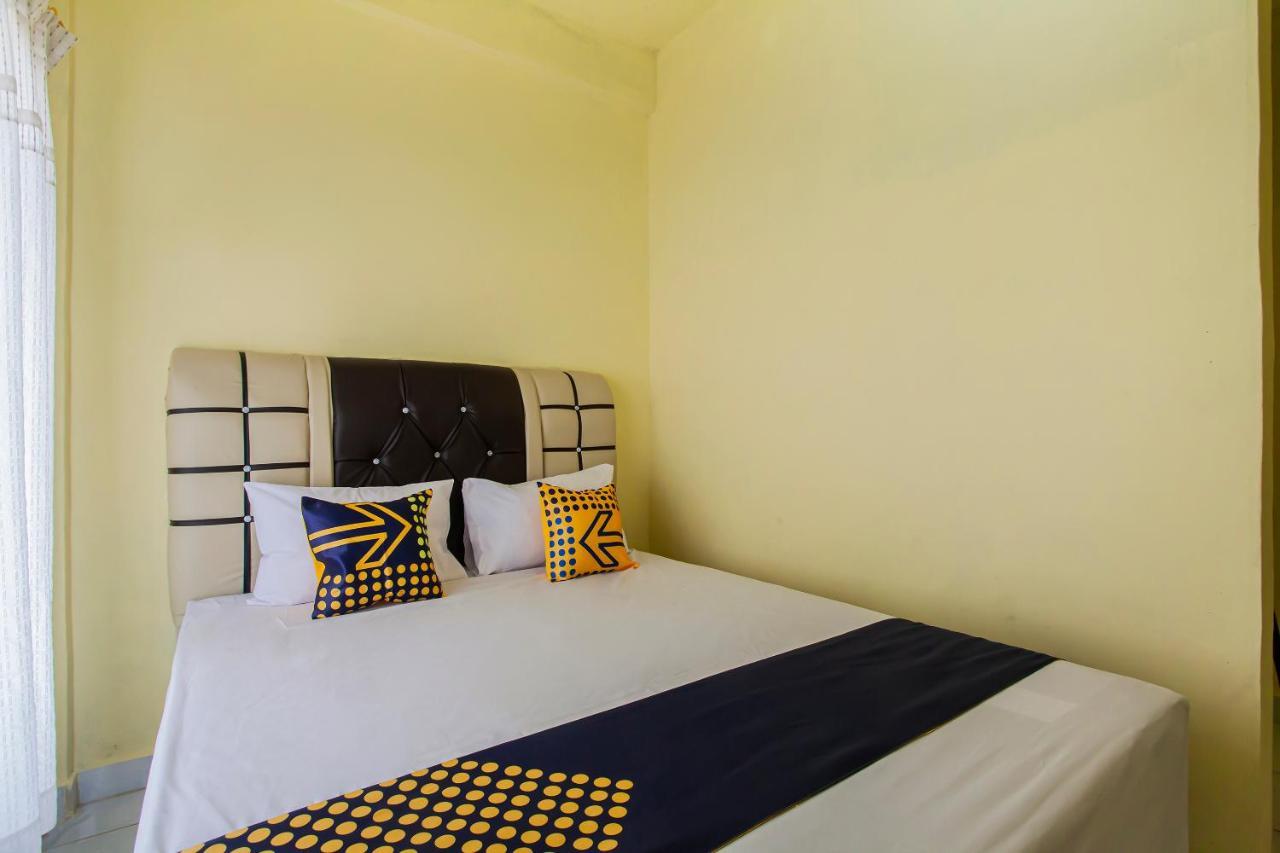 Spot On 2824 Hotel Permata Tongging Buitenkant foto